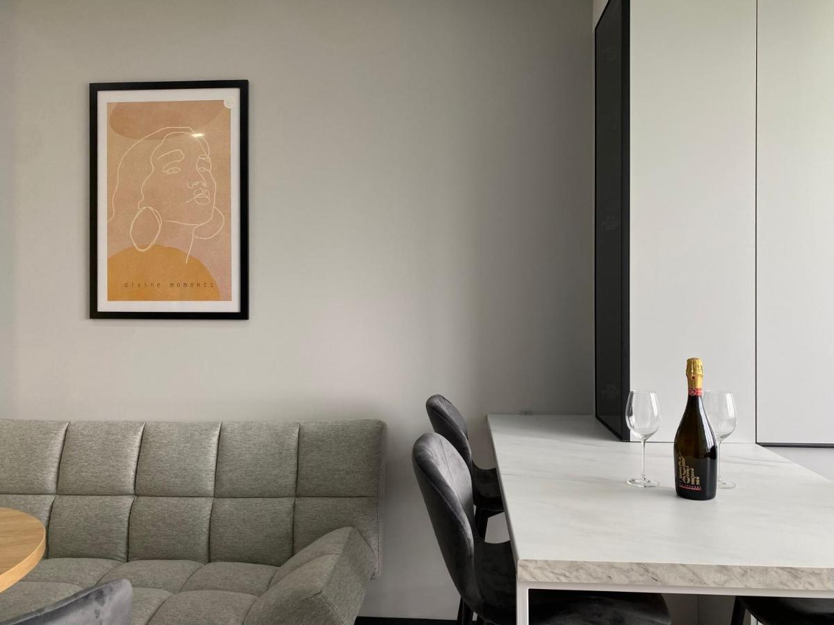 Minimalist Style Apartment With Best Location Кишинёв Экстерьер фото